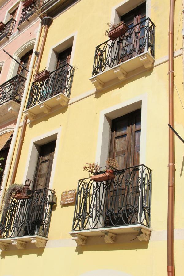 Sant Efisio Host Guest house *